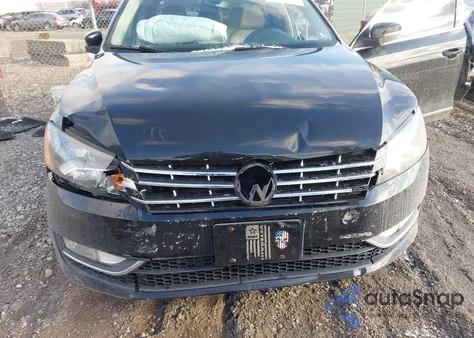 2013 Volkswagen Passat 2.0L Tdi Sel Premium z USA, uszkodzony, nr VIN 1VWCN7A38DC001740